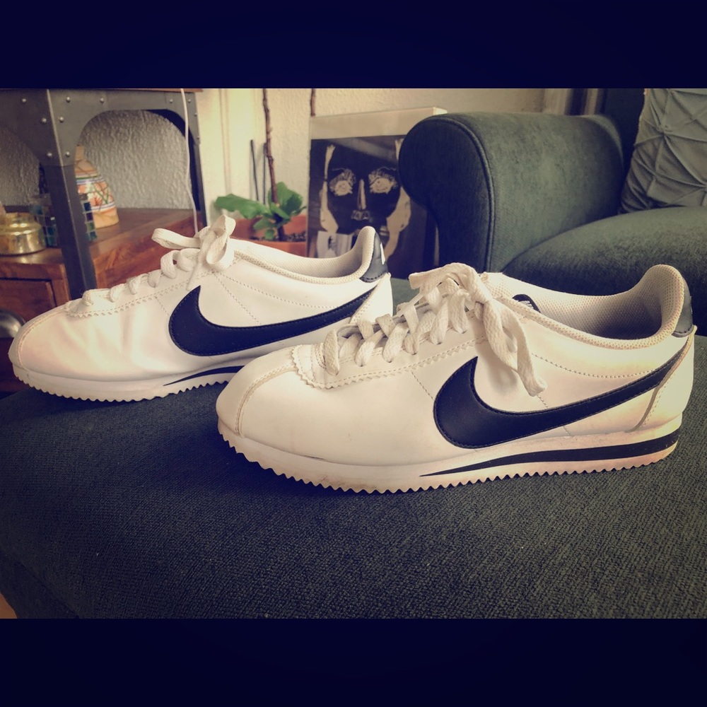Classic Nike Cortez, white with black Swoosh